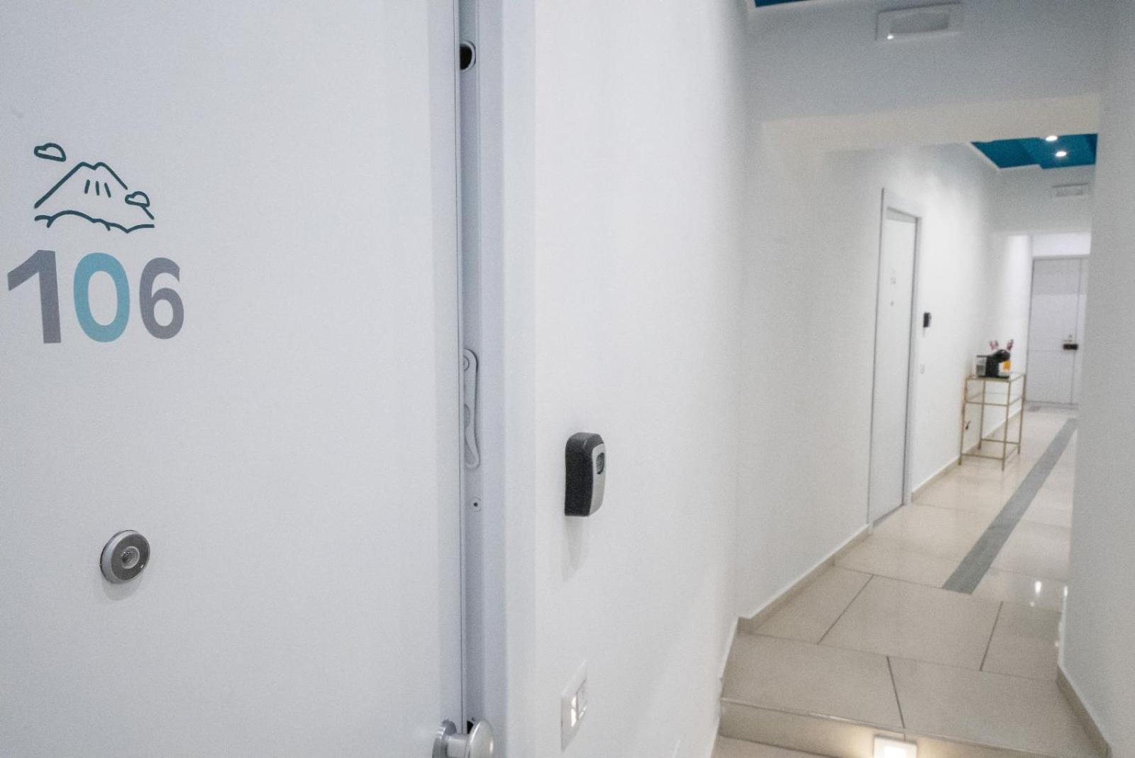 Bovio Boutique Studio Apartment Napoli Ngoại thất bức ảnh
